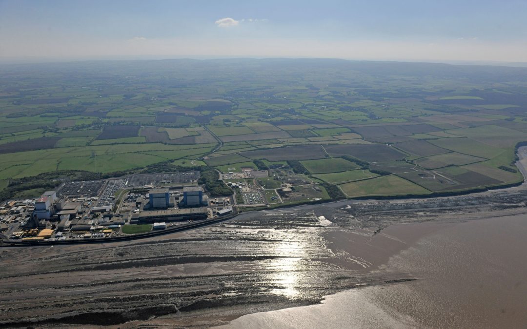 Hinkley Point C / World’s Largest Crane Lifts First Reactor Containment Ring Into Place At Unit 2